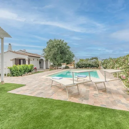 בית נופש Casa Elvi *